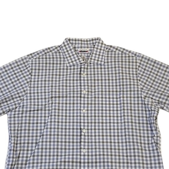 Van Heusen Plaid Button Down Size 32/33 - Picture 2 of 10
